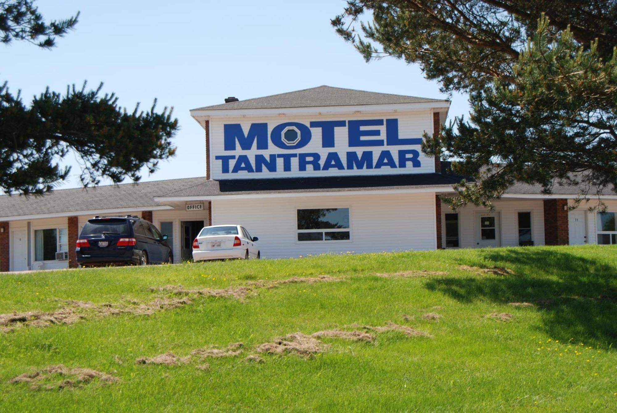 Tantramar Motel Саквил Екстериор снимка